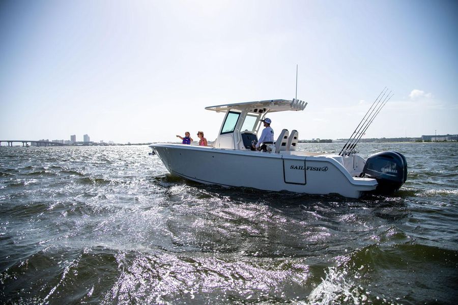 2023 Sailfish 272 CC