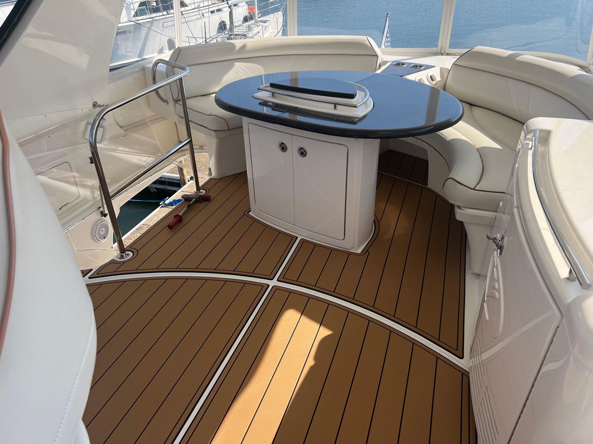 2008 Ovation 52 
