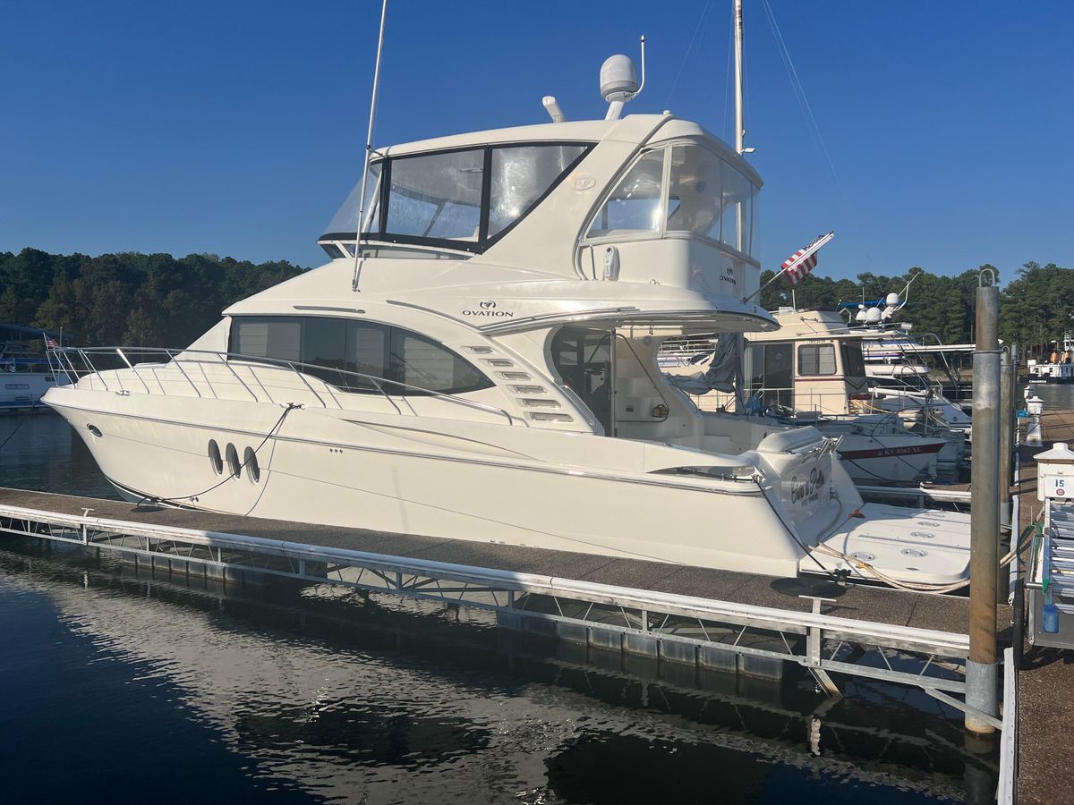 2008 Ovation 52 