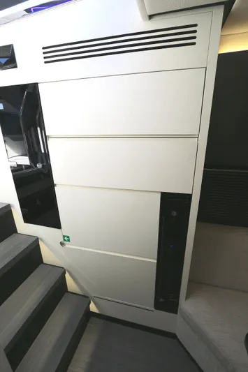 Momentum Yacht Photos Pics Interior of 2023 Azimut 47 VERVE yacht with modern design and sleek finishes.