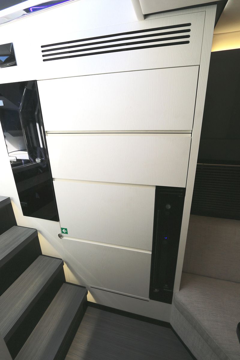 2023 Azimut 47 