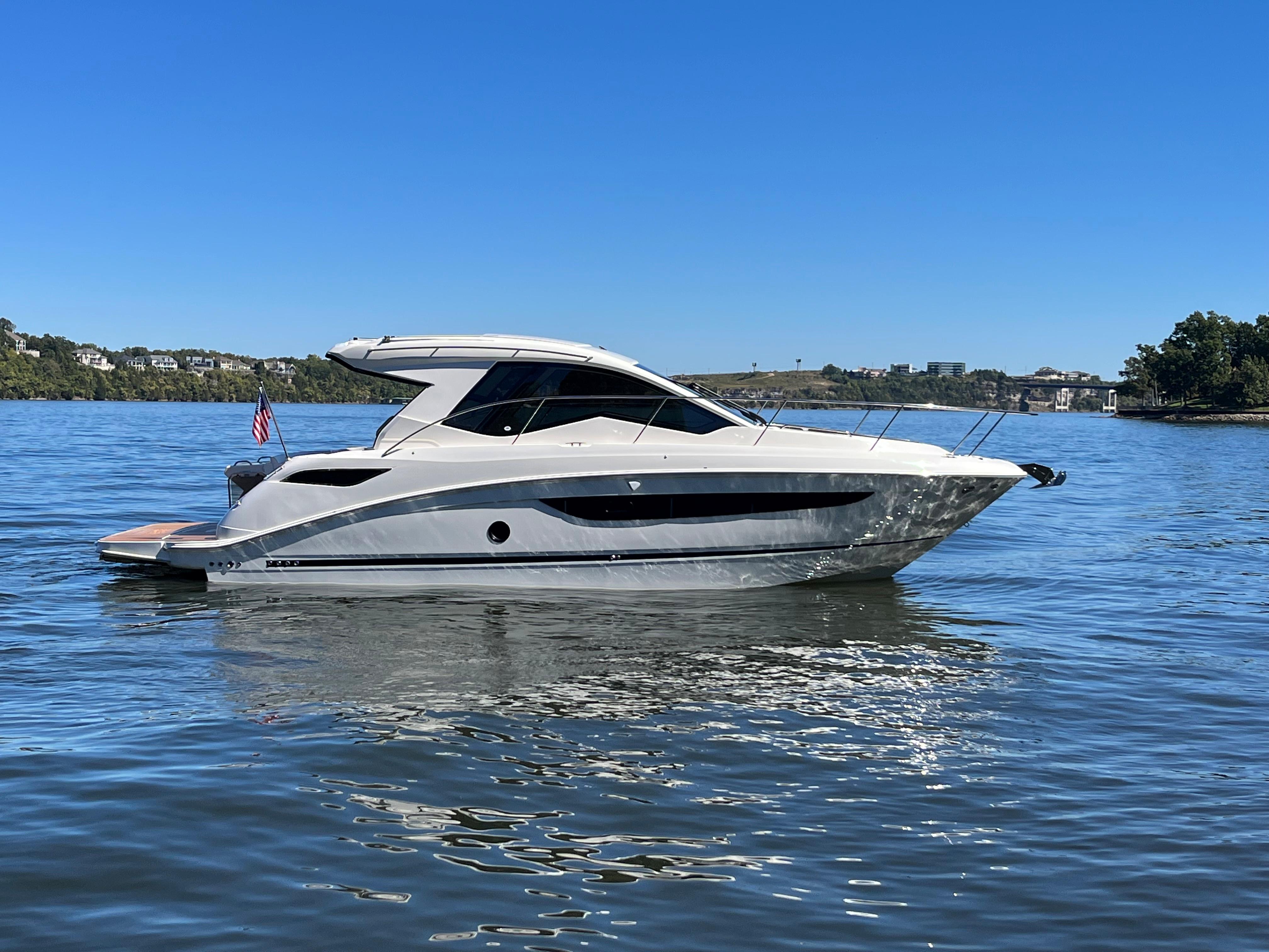 2021 Sea Ray Sundancer 350 Coupe Sports Cruiser à Vendre Yachtworld