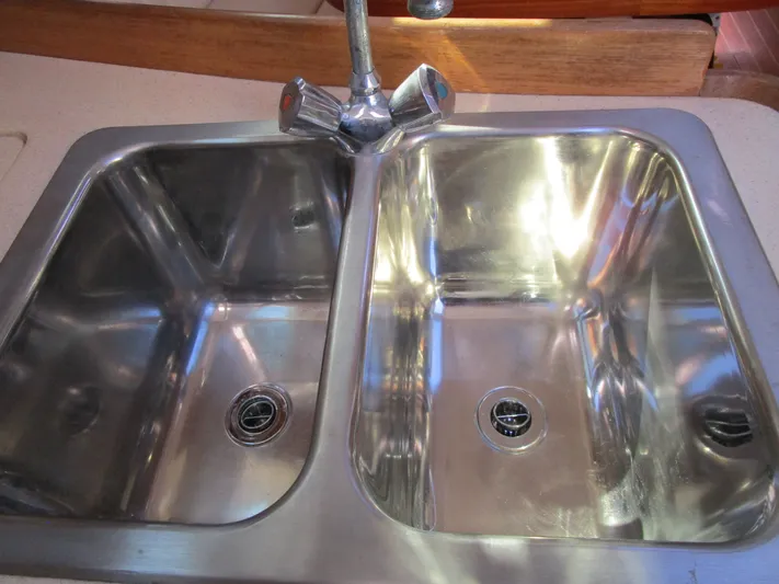 Miss Mac Yacht Photos Pics 