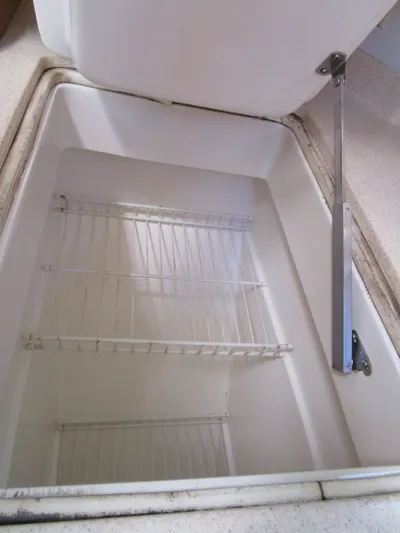 Miss Mac Yacht Photos Pics 