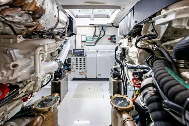 Brass Ring Yacht Photos Pics 