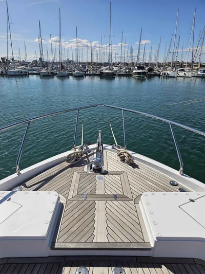 Brisa Yacht Photos Pics 