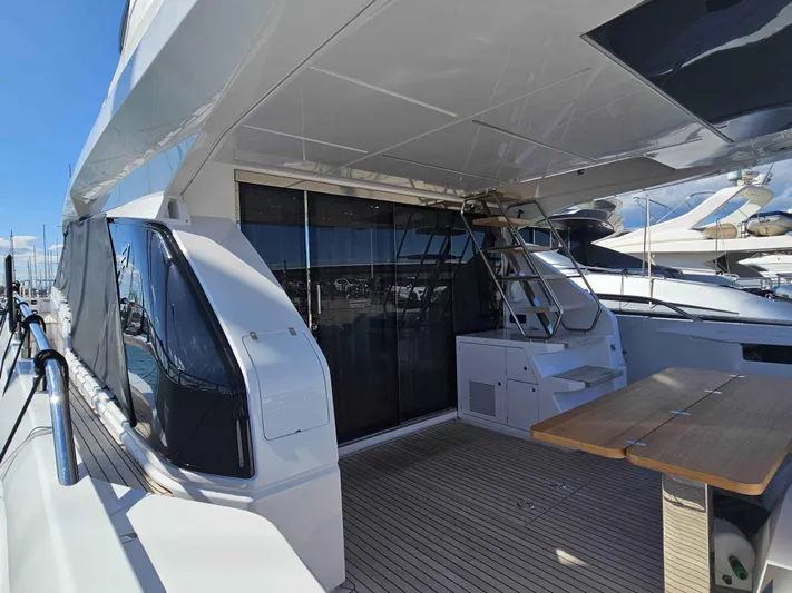 Brisa Yacht Photos Pics 