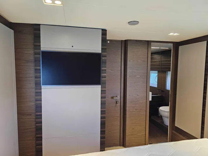 Brisa Yacht Photos Pics 