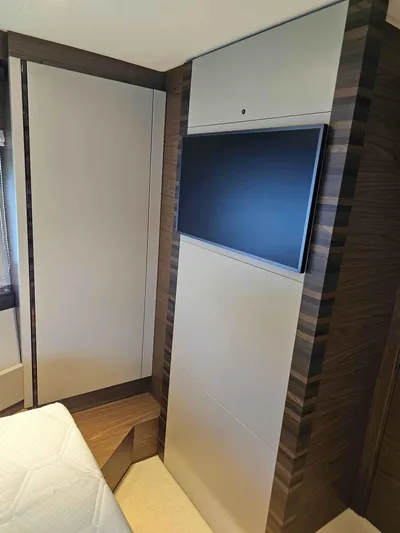 Brisa Yacht Photos Pics 