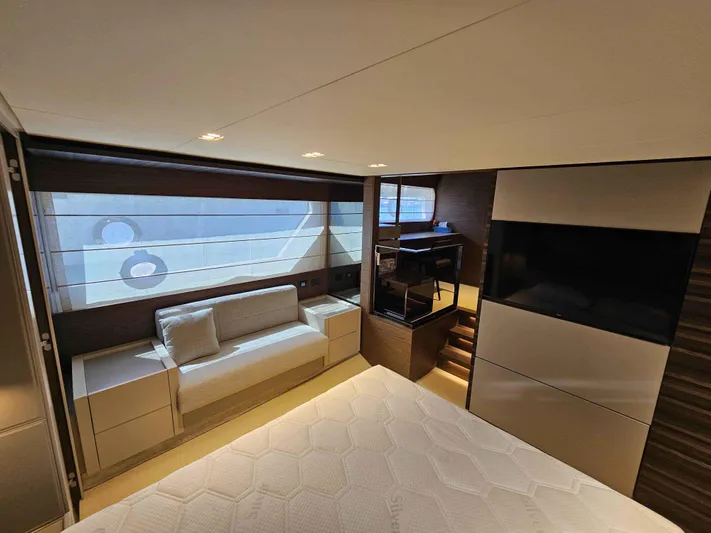 Brisa Yacht Photos Pics 