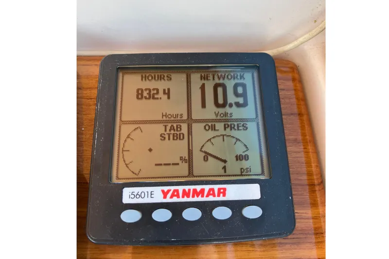 Virginia Yacht Photos Pics Yanmar engine display showing 832.4 hours, 10.9 volts, and oil pressure for 2010 C.W. Hood WASQUE 26.