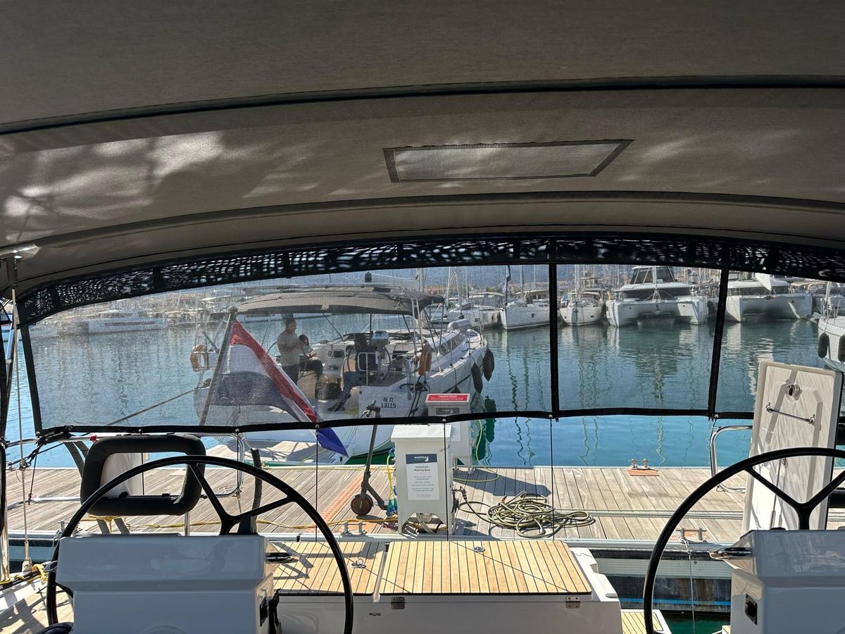 2022 Bavaria 50 