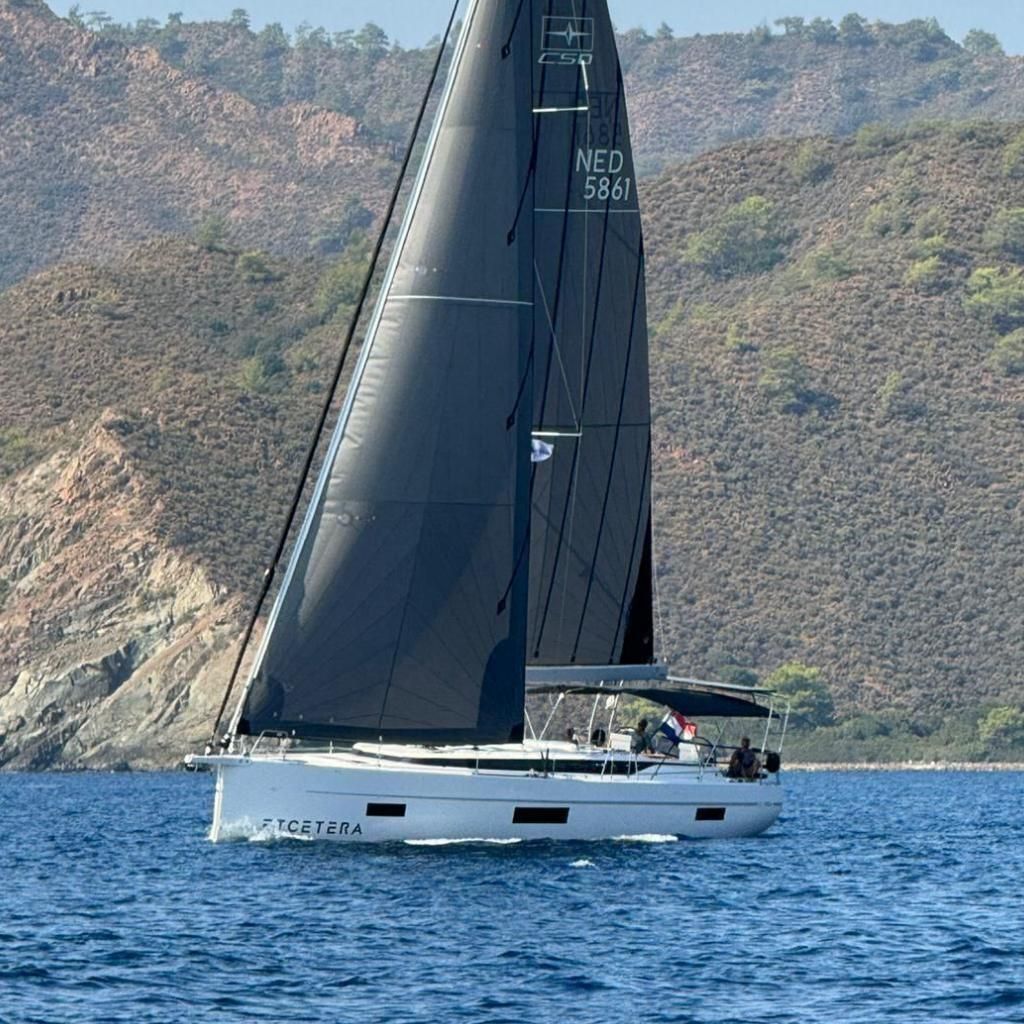 2022 Bavaria 50 