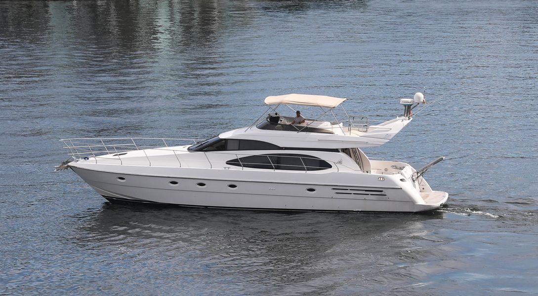 1999 Azimut 58