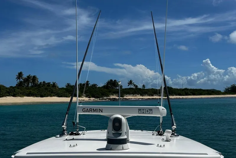  Yacht Photos Pics 2022 SeaVee 390Z boat with Garmin xHD2 radar, near tropical island.