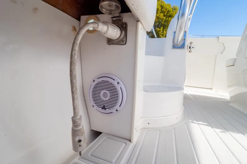  Yacht Photos Pics 2007 Intrepid 350 WA boat interior with speaker and power connection.