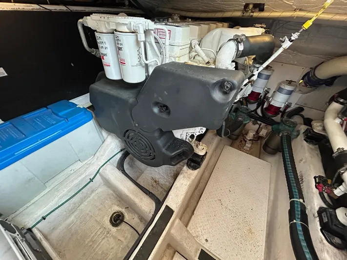 Limbo Yacht Photos Pics Engine room of 2010 Sabre 40 Sedan with visible components and wiring.