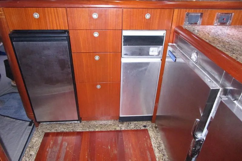 Elska Yacht Photos Pics Galley aft