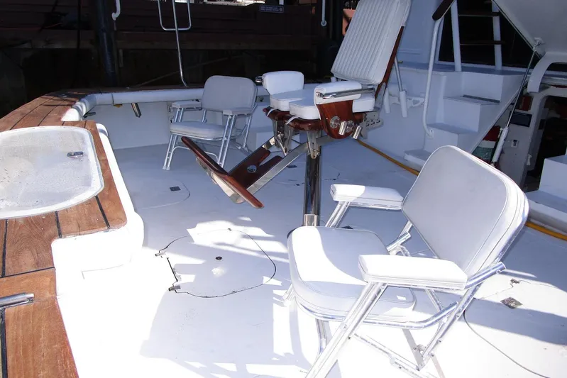 Elska Yacht Photos Pics Cockpit