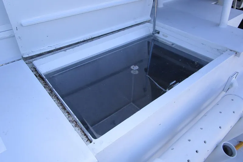 Elska Yacht Photos Pics Cockpit freezer