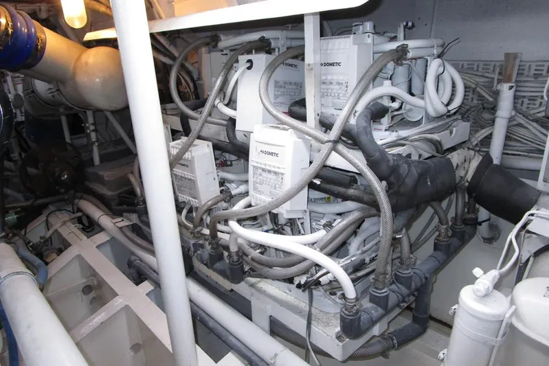 Elska Yacht Photos Pics New AC compressors