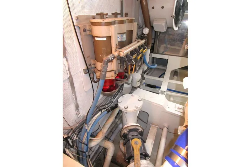 Elska Yacht Photos Pics Starboard engine chest