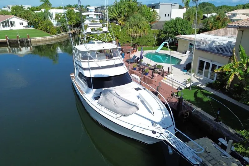Elska Yacht Photos Pics Bow from above