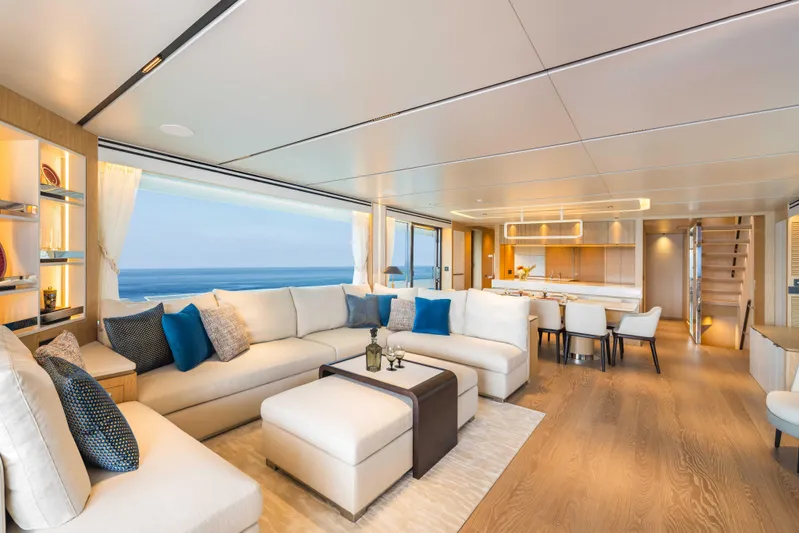 Horizon Fd110-007 / Available Winter 2026 Yacht Photos Pics 2026 Horizon FD110 Hull 7