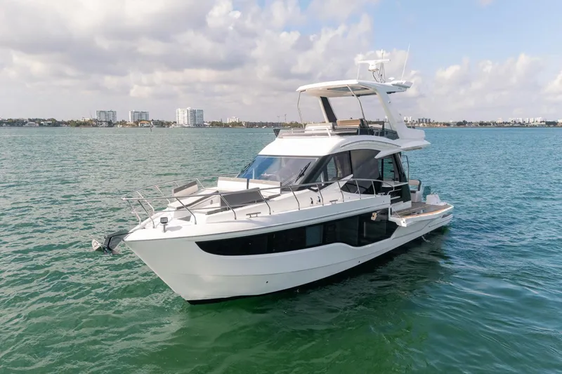  Yacht Photos Pics 
