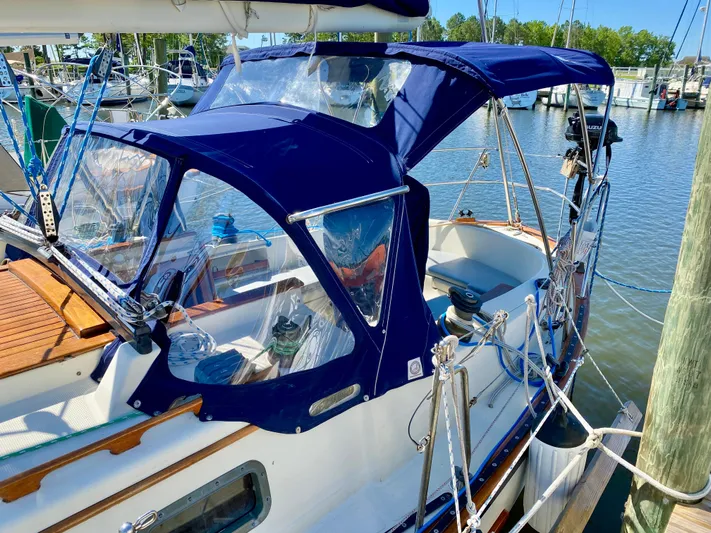 Encore Yacht Photos Pics 