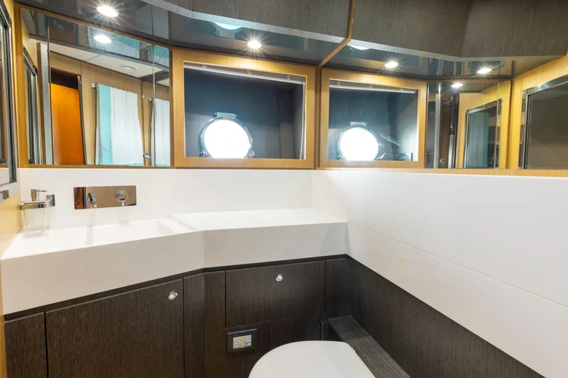 Purosangue Yacht Photos Pics 