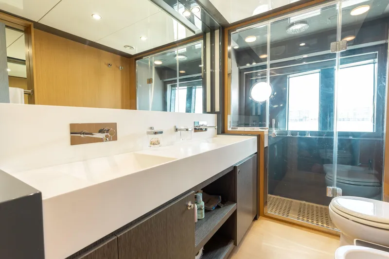 Purosangue Yacht Photos Pics 