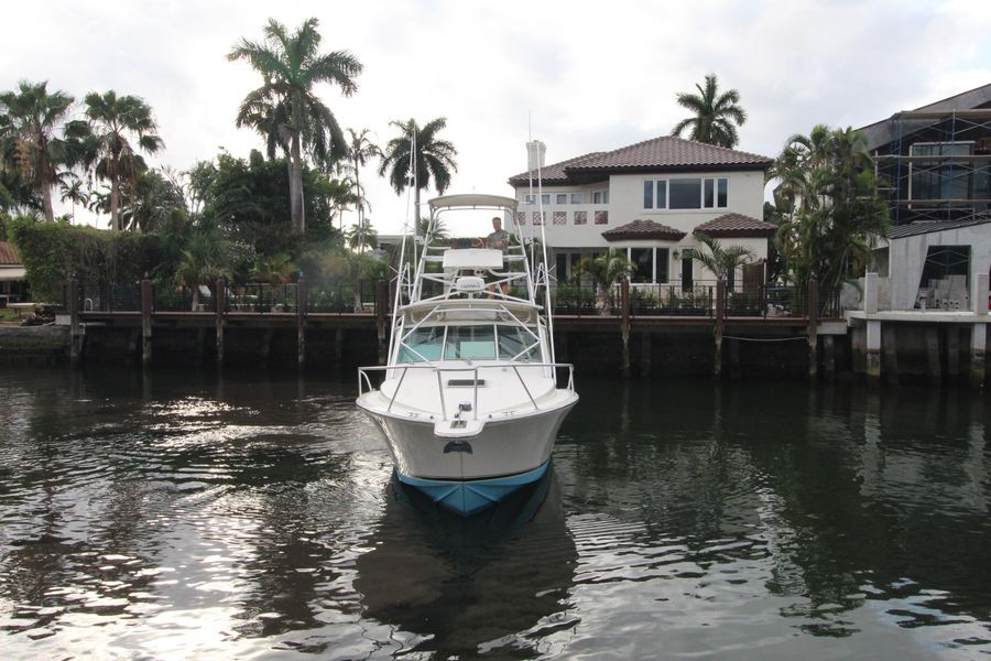 2006 Albemarle 320 Express Fisherman