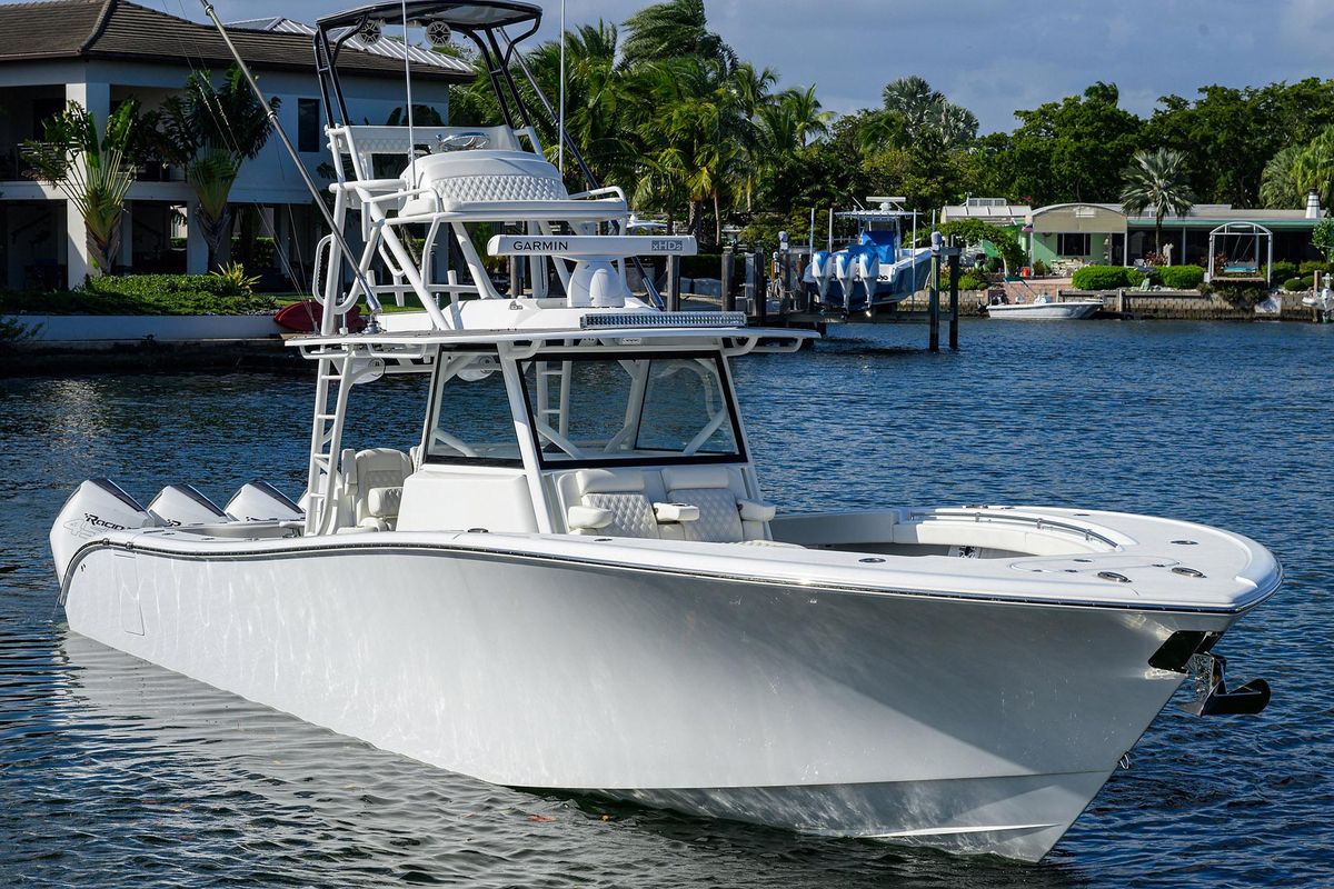 2021 Yellowfin 42 