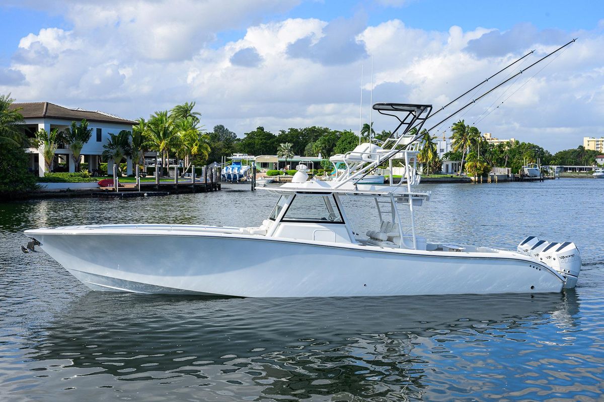 2021 Yellowfin 42 