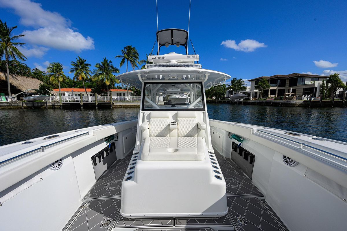 2021 Yellowfin 42 