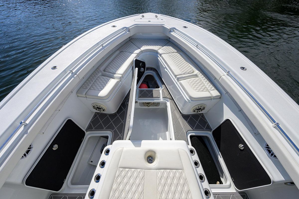 2021 Yellowfin 42 