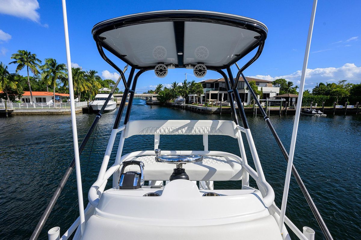 2021 Yellowfin 42 