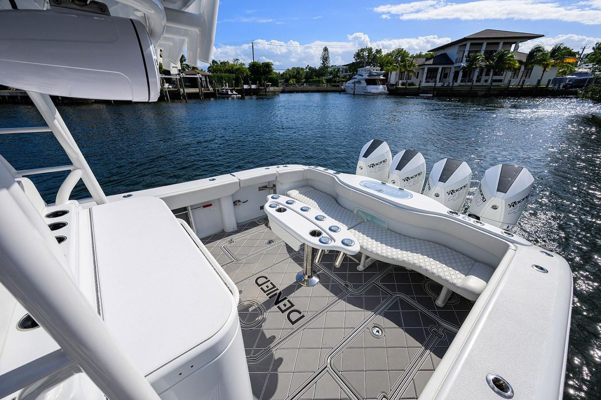 2021 Yellowfin 42 