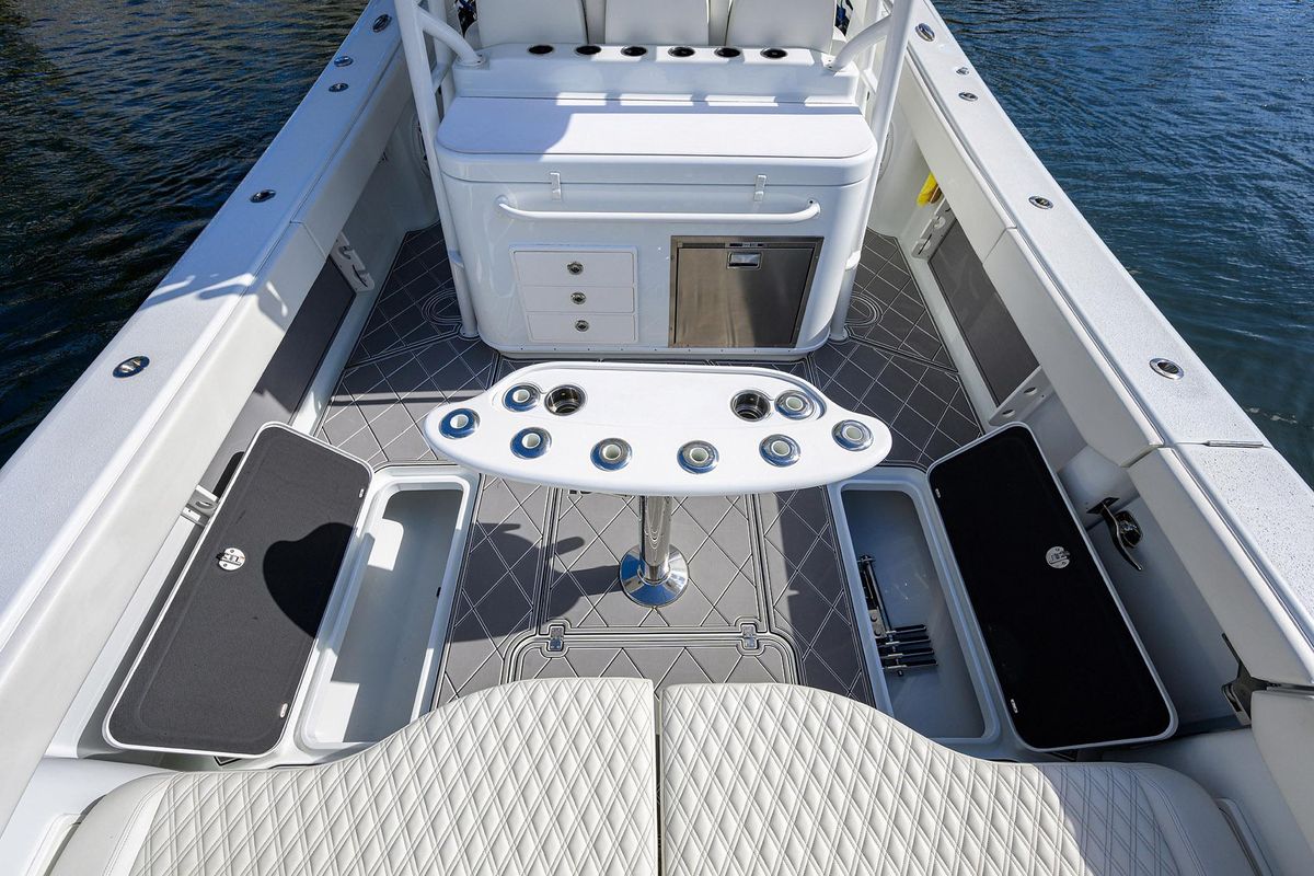 2021 Yellowfin 42 