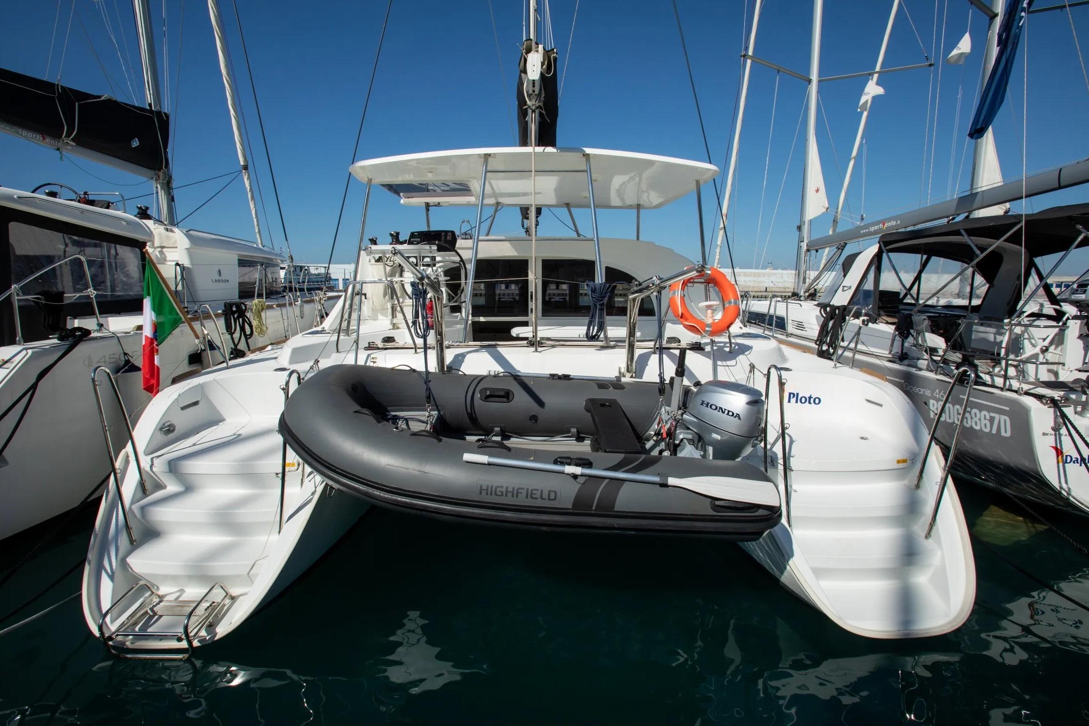 2019 Lagoon 380