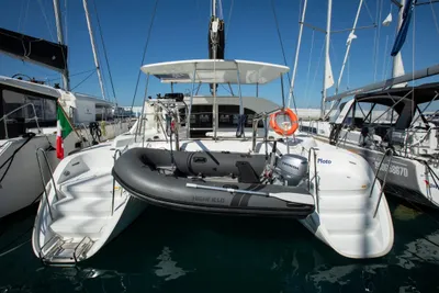 2019 Lagoon 380