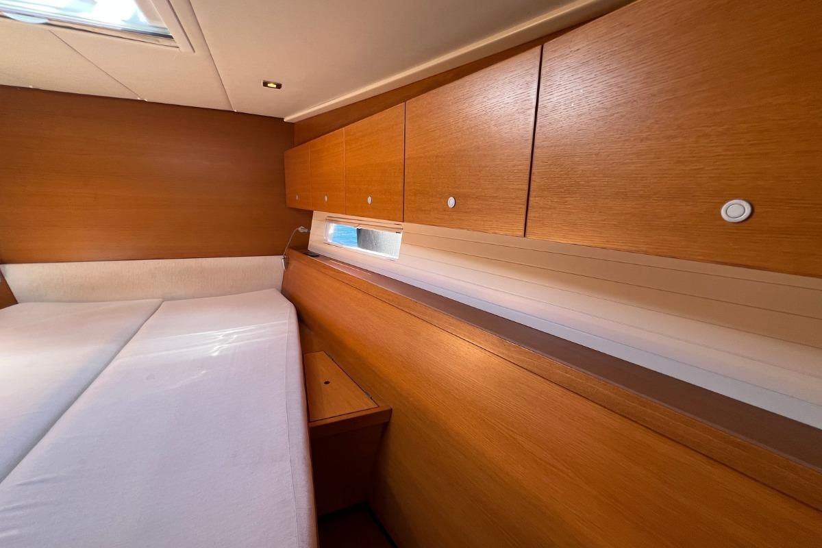 2010 Grand Soleil 52 