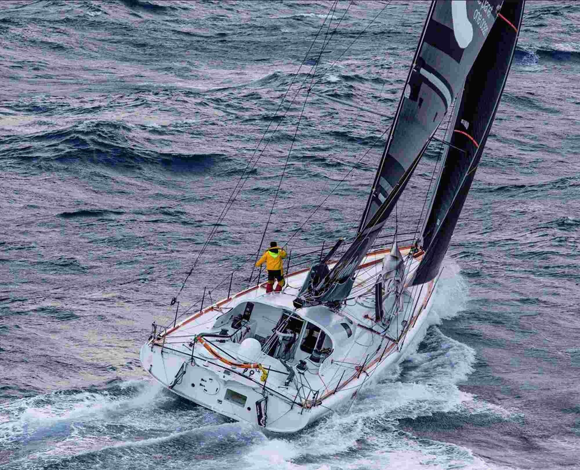 2000 Offshore Racing ONE PLANET ONE OCEAN