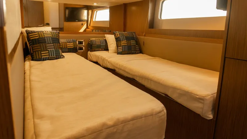 O-sea-d Yacht Photos Pics Luxurious cabin interior of 2017 Sea Ray 51 Flybridge yacht with twin beds.