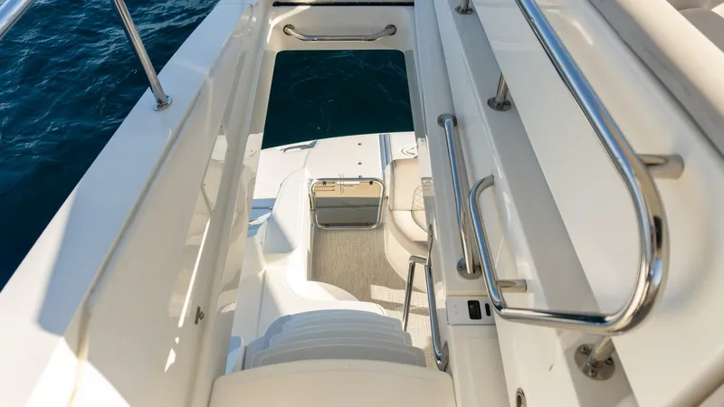 O-sea-d Yacht Photos Pics 2017 Sea Ray 51 Flybridge yacht stairs with sleek design and ocean view.