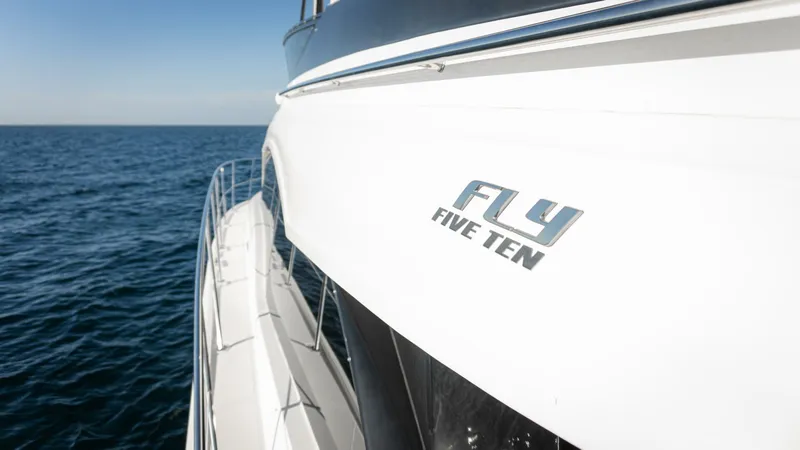 O-sea-d Yacht Photos Pics 2017 Sea Ray 51 Flybridge yacht cruising on open sea.