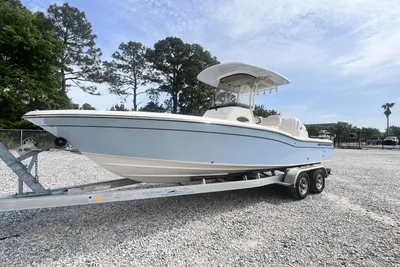 Grady-White 231 CE