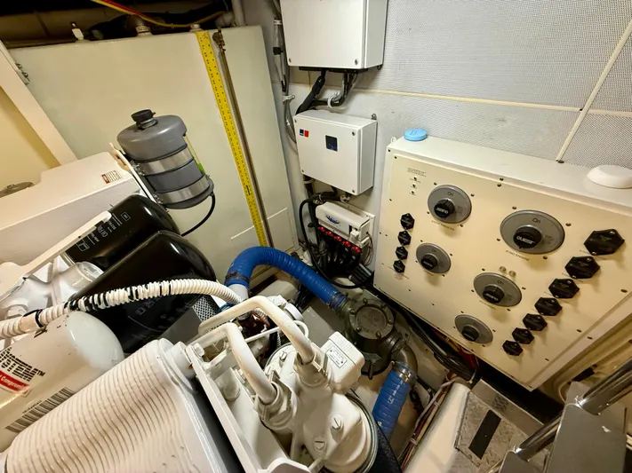 Tenacity Yacht Photos Pics 