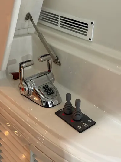 Tenacity Yacht Photos Pics 